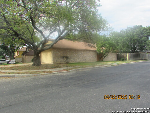 Image 3 of 28 For 6003 Broadmeadow