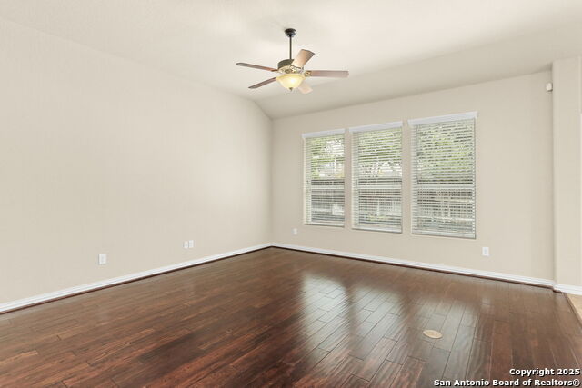 Image 12 of 42 For 25151 Buttermilk Ln