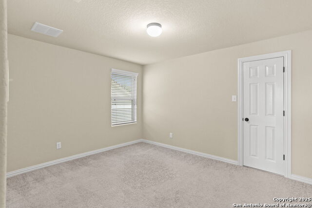 Image 26 of 42 For 25151 Buttermilk Ln