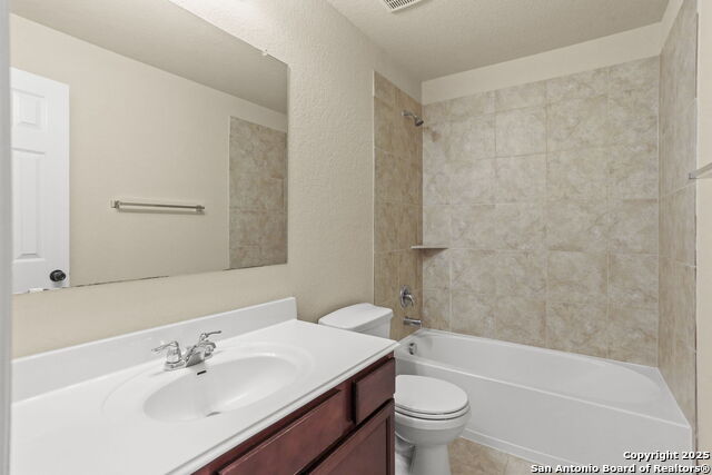 Image 29 of 42 For 25151 Buttermilk Ln