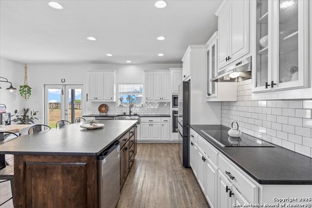 Listing photo id 13 for 475 County Road 240