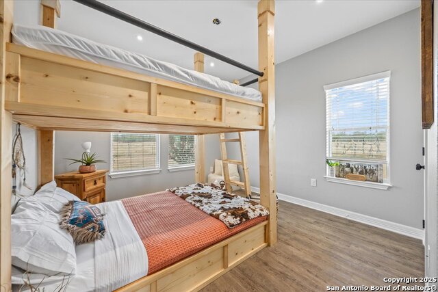 Listing photo id 21 for 475 County Road 240