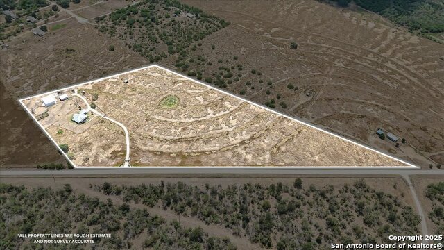 Listing photo id 41 for 475 County Road 240