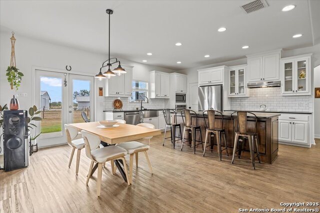 Listing photo id 7 for 475 County Road 240