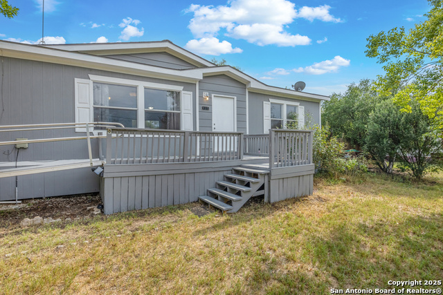 Details for 415 County Road 3822, San Antonio, TX 78253