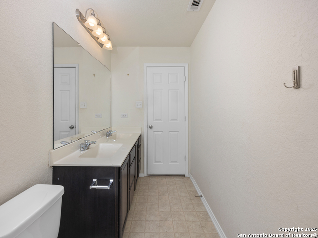 Image 26 of 28 For 8318 Pioneer