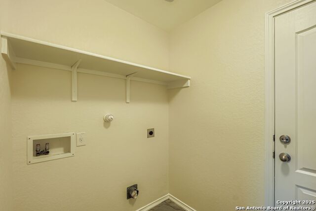 Image 26 of 30 For 231 Pleasanton Cir