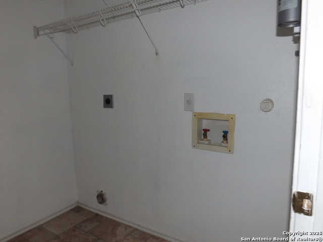 Image 8 of 17 For 1208 Creek Knoll