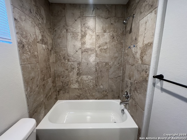 Image 33 of 34 For 6303 Luglio