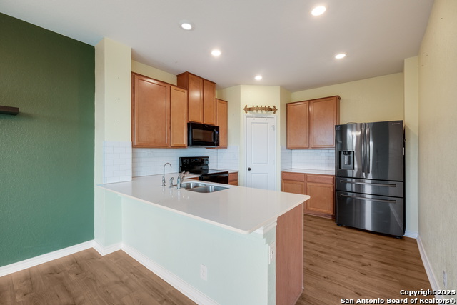 Image 13 of 21 For 4447 Tivoli  