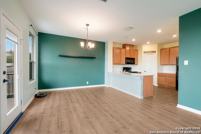 Image 8 of 21 For 4447 Tivoli  