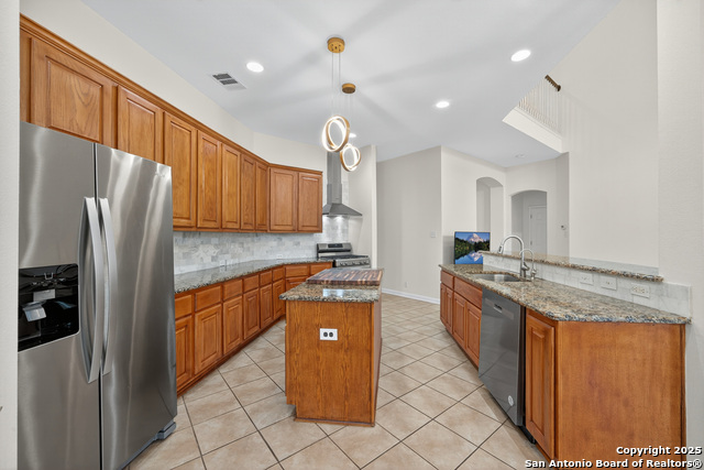 Image 8 of 28 For 18743 Danforth