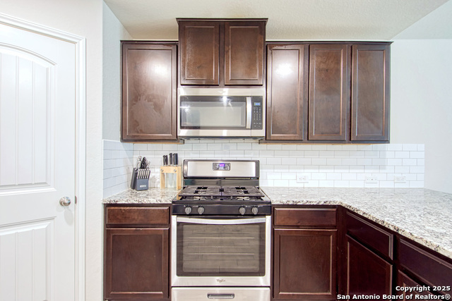 Image 12 of 37 For 8037 Falcon Meadow Dr