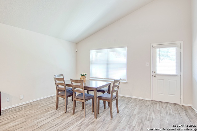 Image 14 of 37 For 8037 Falcon Meadow Dr