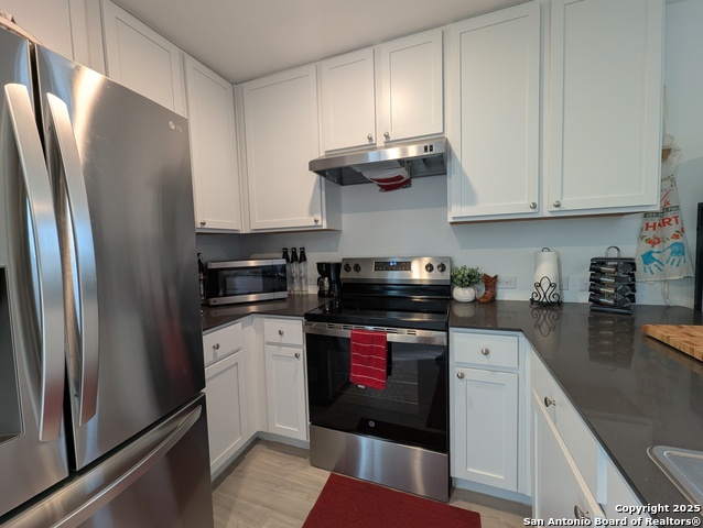 Image 5 of 17 For 8703 Macdona Place