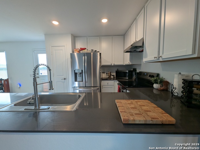 Image 6 of 17 For 8703 Macdona Place