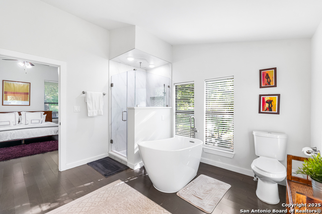 Listing photo id 32 for 136 Evergreen W