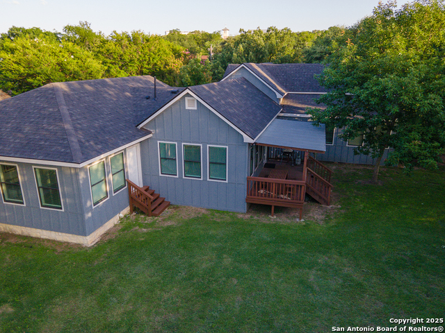 Listing photo id 62 for 136 Evergreen W