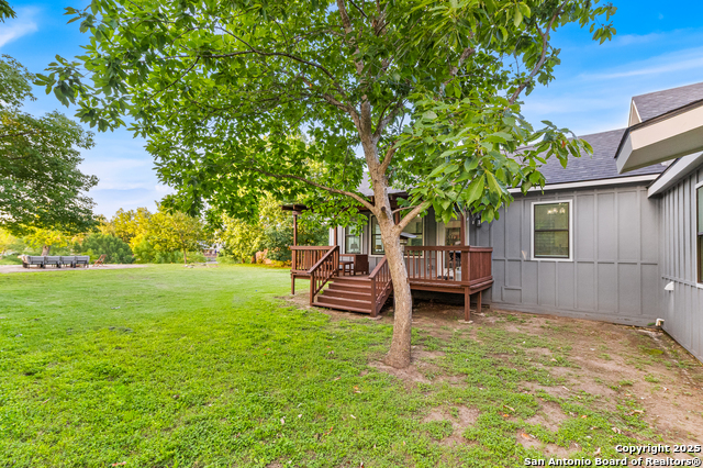 Listing photo id 66 for 136 Evergreen W