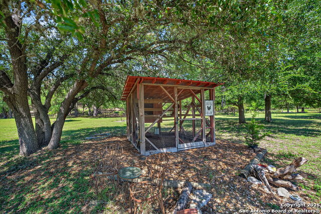 Image 18 of 34 For 924 Wagon Creek