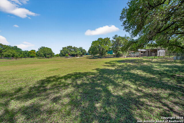 Image 22 of 34 For 924 Wagon Creek
