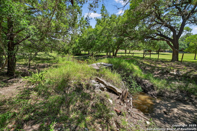 Image 30 of 34 For 924 Wagon Creek