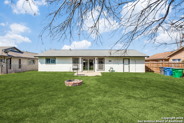 Image 12 of 12 For 2610 Lakebriar St