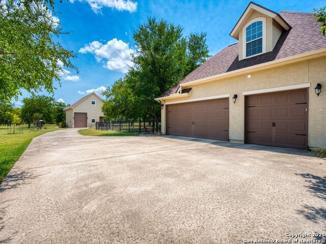 Image 3 of 71 For 181 Highland Meadows