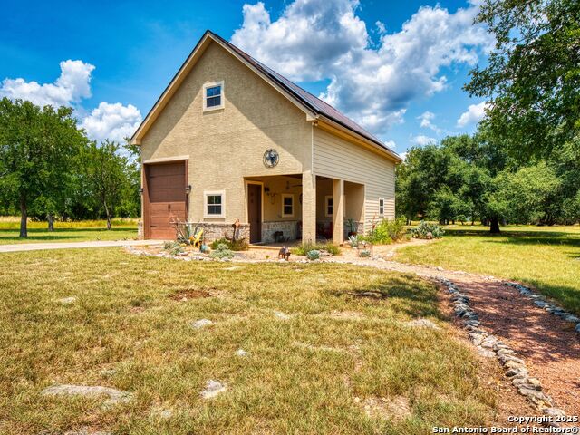 Image 32 of 71 For 181 Highland Meadows