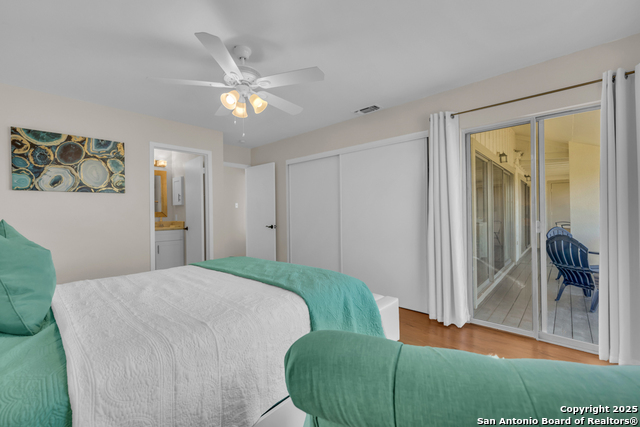 Image 17 of 44 For 2004 Lakeland Drive 5a