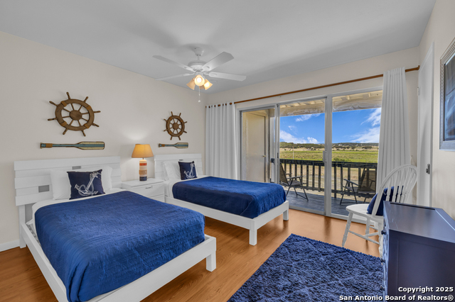 Image 18 of 44 For 2004 Lakeland Drive 5a