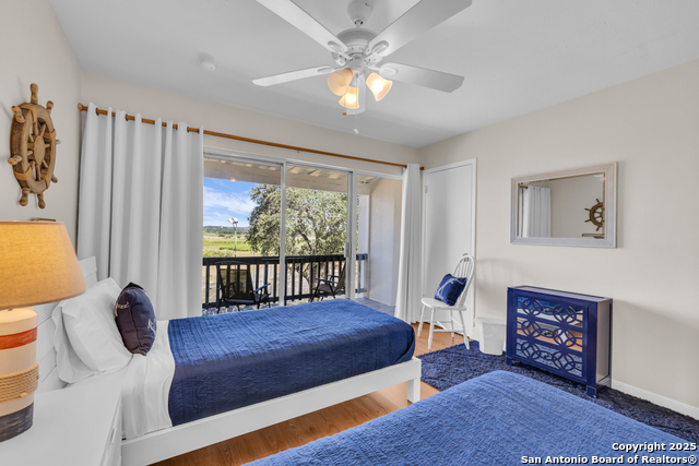 Image 19 of 44 For 2004 Lakeland Drive 5a