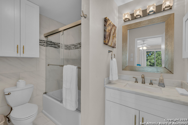 Image 20 of 44 For 2004 Lakeland Drive 5a