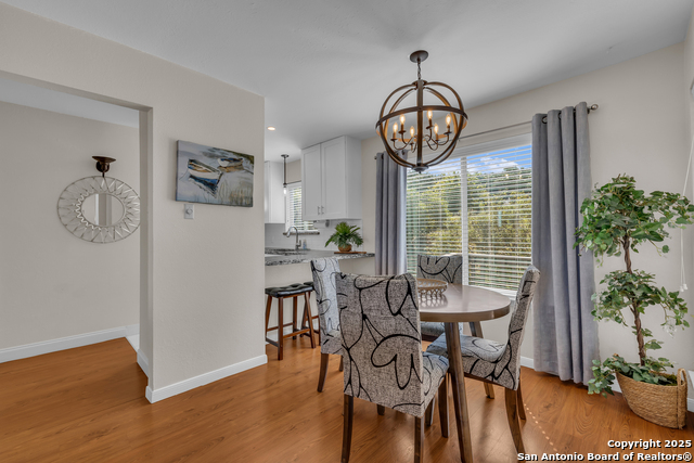 Image 4 of 44 For 2004 Lakeland Drive 5a