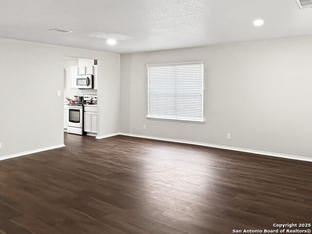 Listing photo id 4 for 11118 Ballard Peak