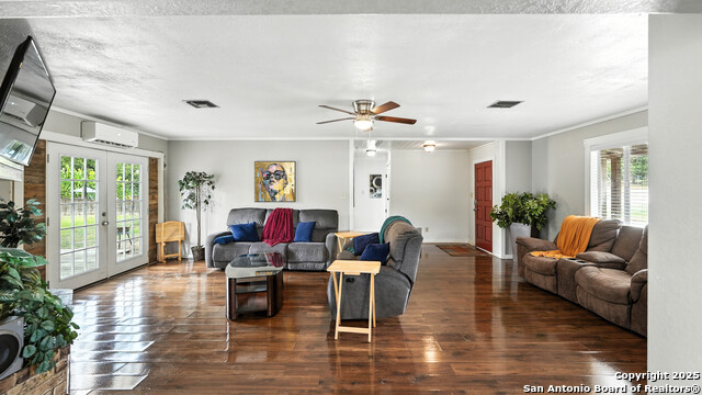 Image 13 of 94 For 683 & 695 Albert Street