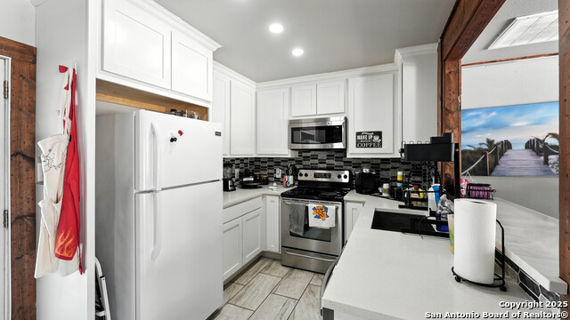 Image 65 of 94 For 683 & 695 Albert Street