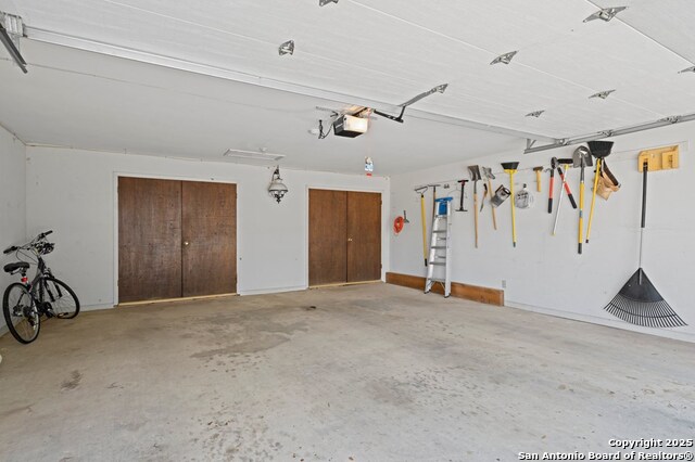 Listing photo id 20 for 113 Indian Bluff Dr.