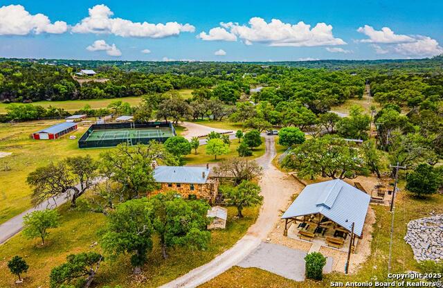 Listing photo id 34 for 113 Indian Bluff Dr.