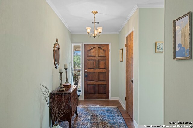 Listing photo id 3 for 113 Indian Bluff Dr.