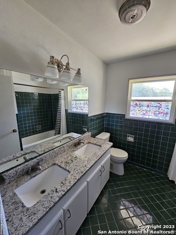 Image 10 of 13 For 4614 Lorelei Dr
