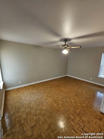 Image 11 of 13 For 4614 Lorelei Dr