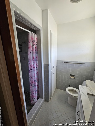 Image 13 of 13 For 4614 Lorelei Dr