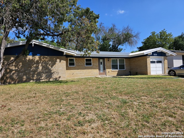 Image 2 of 13 For 4614 Lorelei Dr