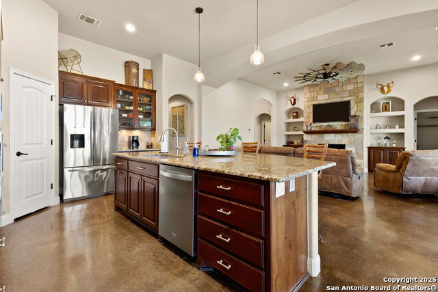 Image 11 of 32 For 2298 Sungate