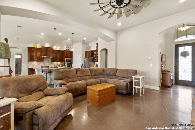 Image 7 of 32 For 2298 Sungate