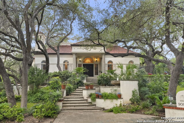 Details for 9003 Village Dr, San Antonio, TX 78217