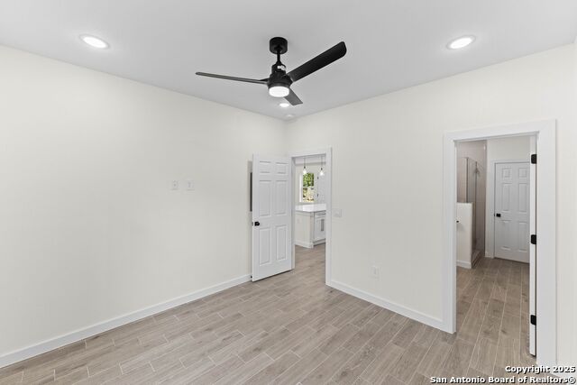 Image 10 of 22 For 350 Spanish Oak Dr
