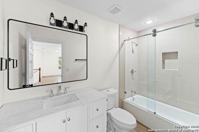 Image 18 of 22 For 350 Spanish Oak Dr