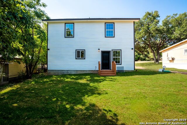 Image 21 of 22 For 350 Spanish Oak Dr